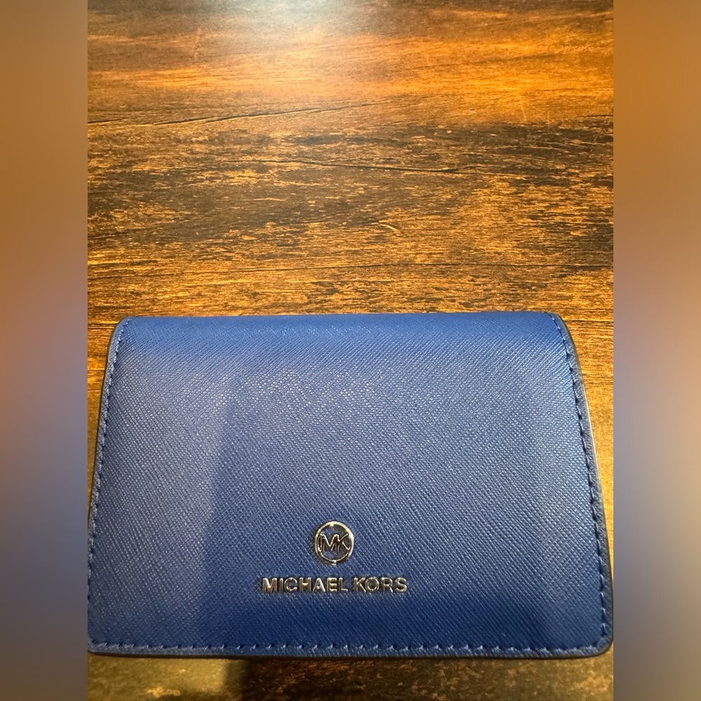 Michael Kors medium wallet